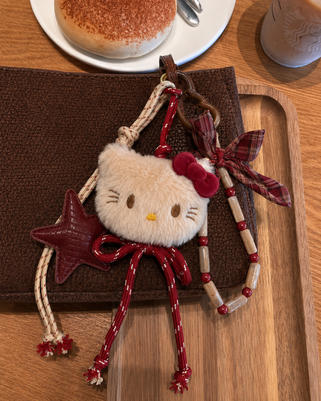 Bag Charm Pelúcia Hello Kitty