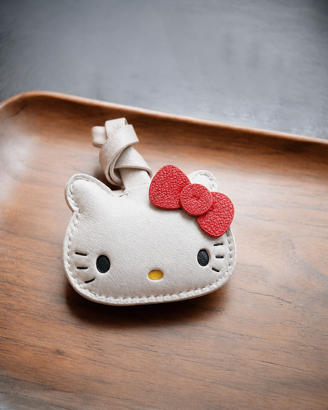 Bag Charm Hello Kitty de Couro