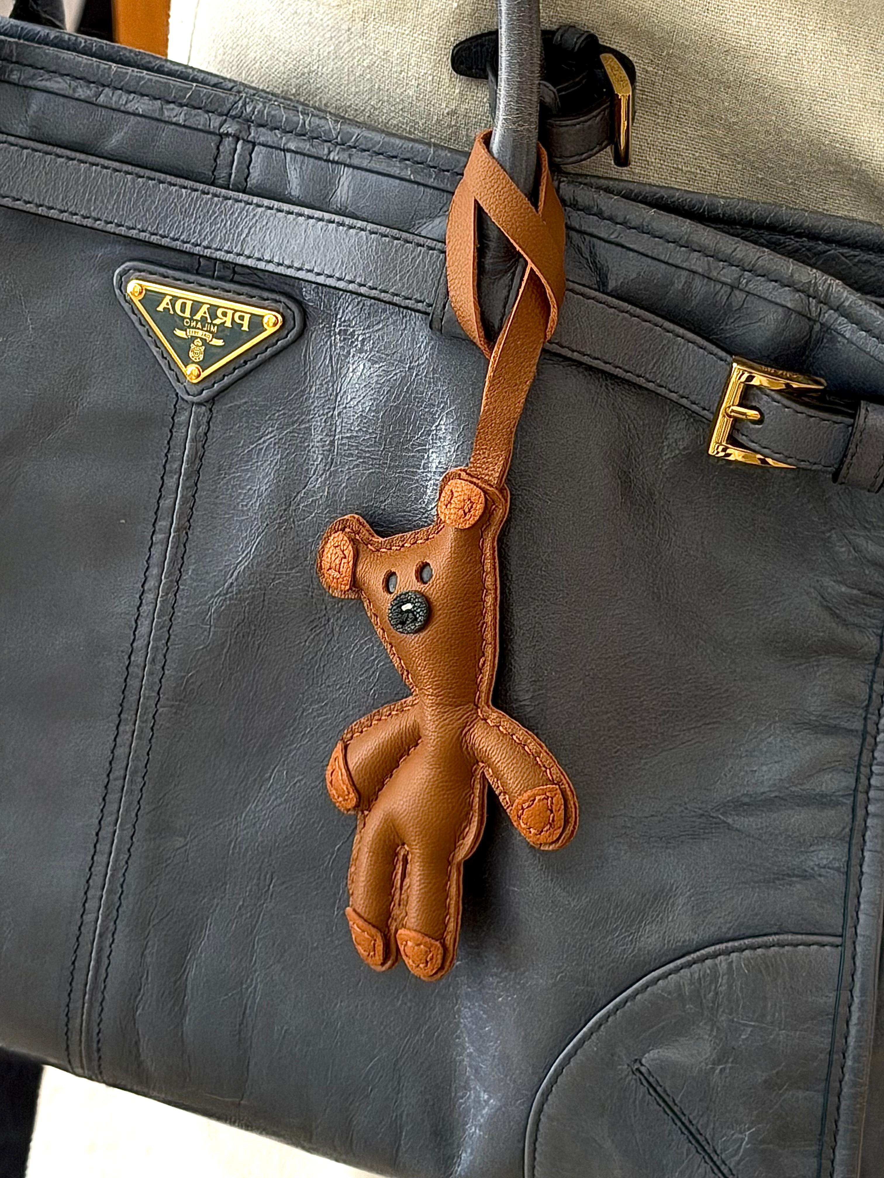 Chaveiro para bolsa em formato de ursinho teddy inspirado na serie mr bean